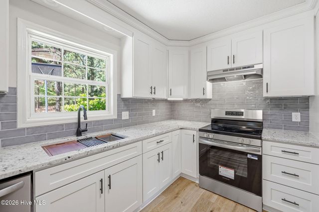 126 Edgewater Drive, West End, NC 27376
