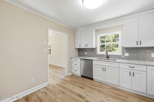126 Edgewater Drive, West End, NC 27376