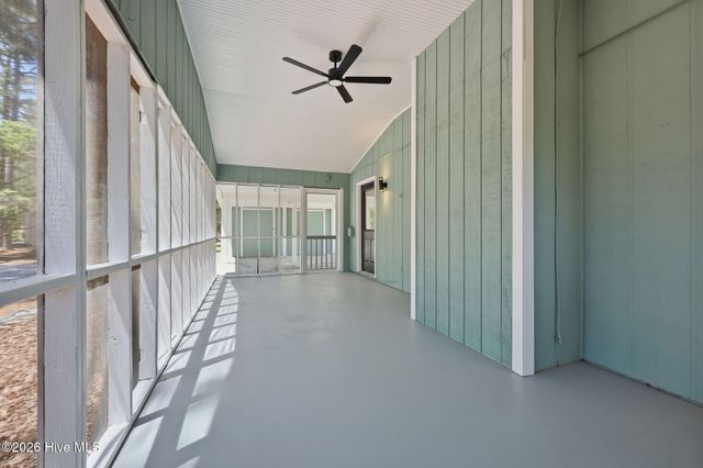 126 Edgewater Drive, West End, NC 27376