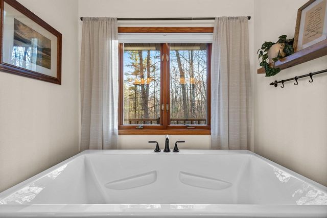 5892 SARAH CIRCLE, Wisconsin Rapids, WI 54494