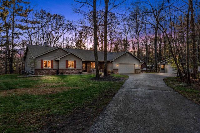 5892 SARAH CIRCLE, Wisconsin Rapids, WI 54494