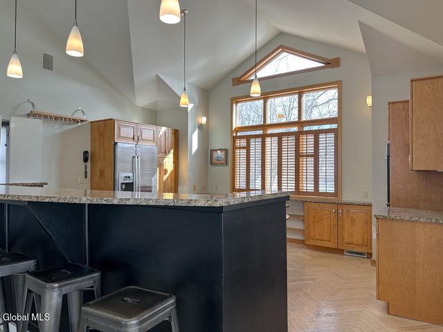 3 Heron Hollow Road, Queensbury, NY 12804