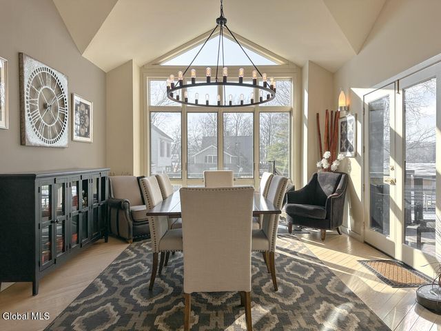 3 Heron Hollow Road, Queensbury, NY 12804