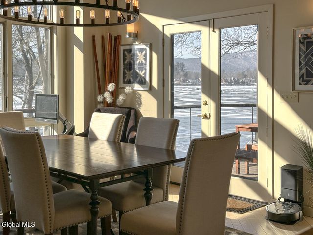 3 Heron Hollow Road, Queensbury, NY 12804