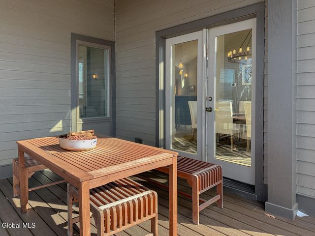 3 Heron Hollow Road, Queensbury, NY 12804