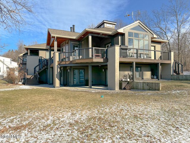 3 Heron Hollow Road, Queensbury, NY 12804