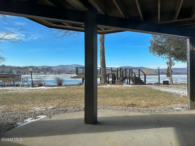 3 Heron Hollow Road, Queensbury, NY 12804