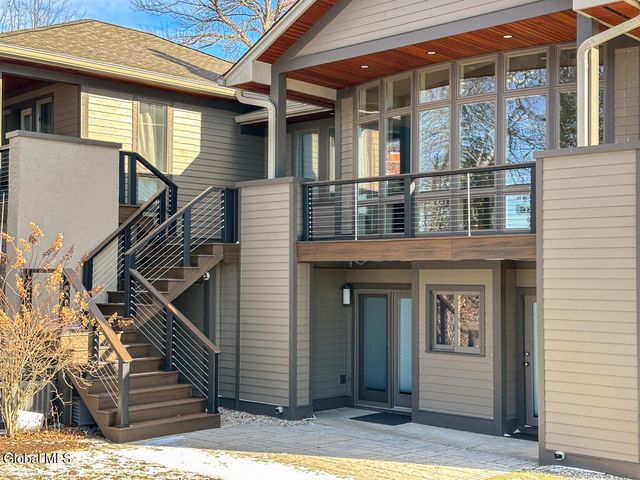 3 Heron Hollow Road, Queensbury, NY 12804