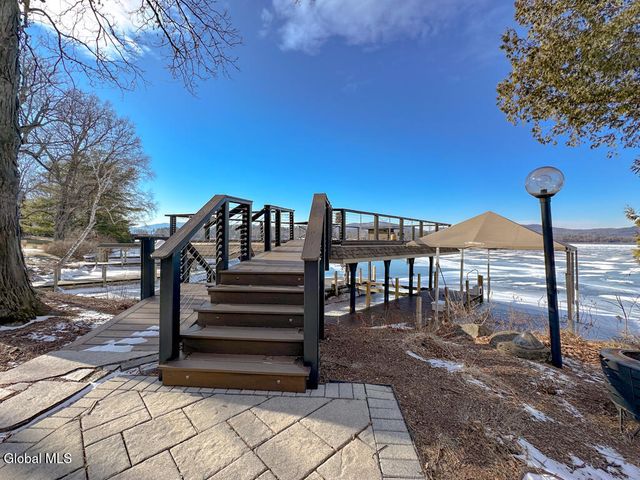 3 Heron Hollow Road, Queensbury, NY 12804