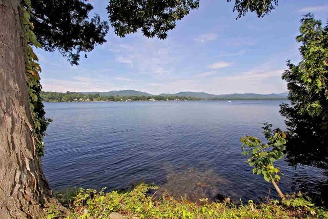 3 Heron Hollow Road, Queensbury, NY 12804