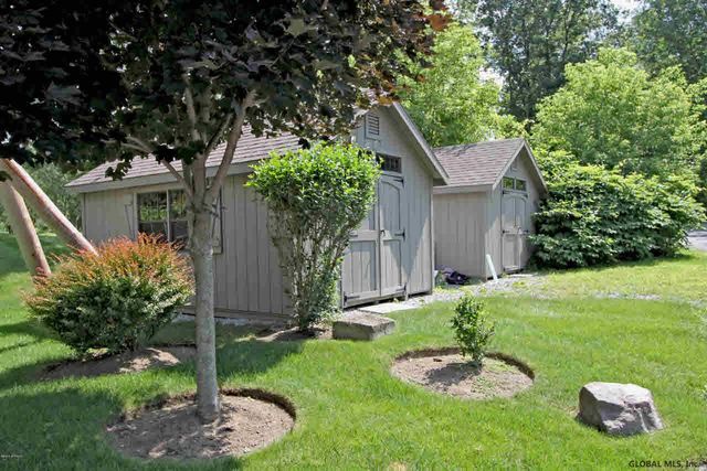 3 Heron Hollow Road, Queensbury, NY 12804