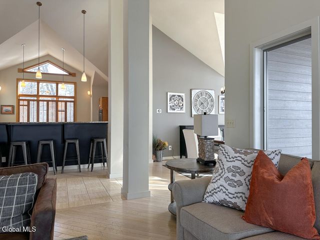 3 Heron Hollow Road, Queensbury, NY 12804