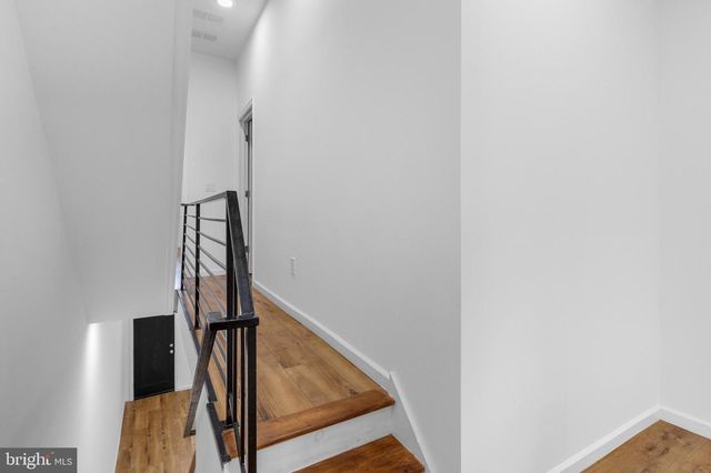 2516 W MASTER ST, Philadelphia, PA 19121