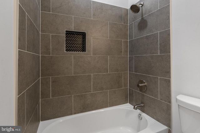 2516 W MASTER ST, Philadelphia, PA 19121