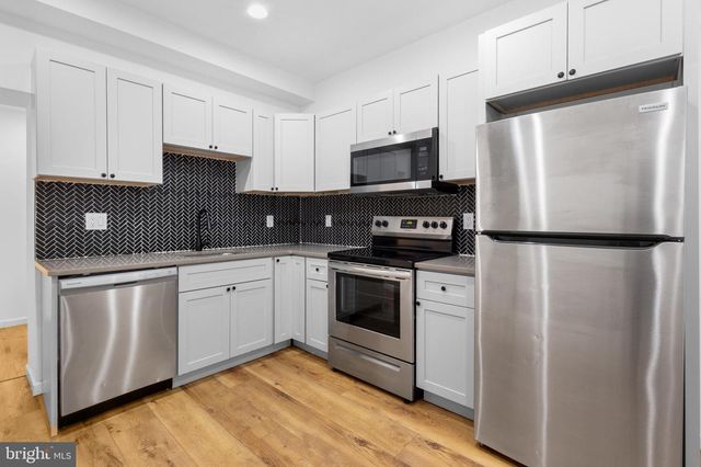 2516 W MASTER ST, Philadelphia, PA 19121