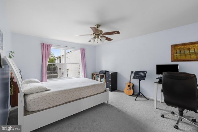 4 BONNER CT, Pennington, NJ 08534
