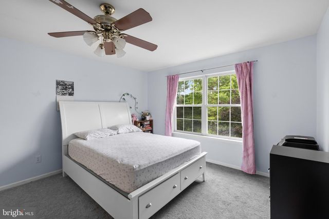4 BONNER CT, Pennington, NJ 08534