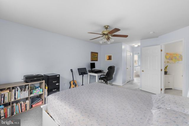 4 BONNER CT, Pennington, NJ 08534