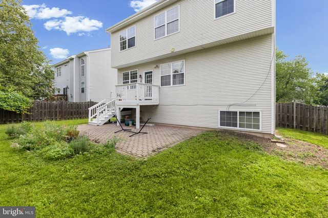 4 BONNER CT, Pennington, NJ 08534
