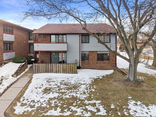 7911 S 68th STREET #102, Franklin, WI 53132