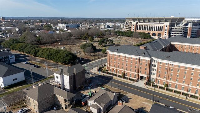 927 12th 200, Tuscaloosa, AL 35401