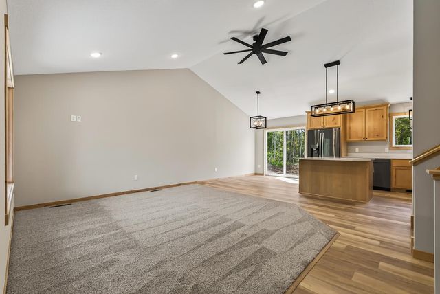 L7 B2 138th St, Princeton, MN 55371