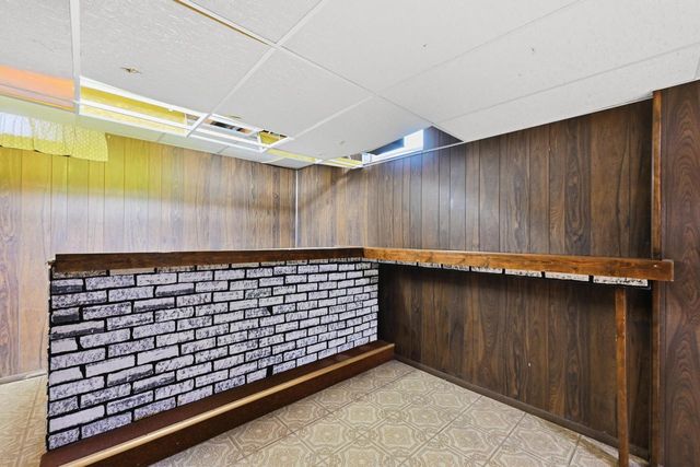 1616 Clark COURT, South Milwaukee, WI 53172