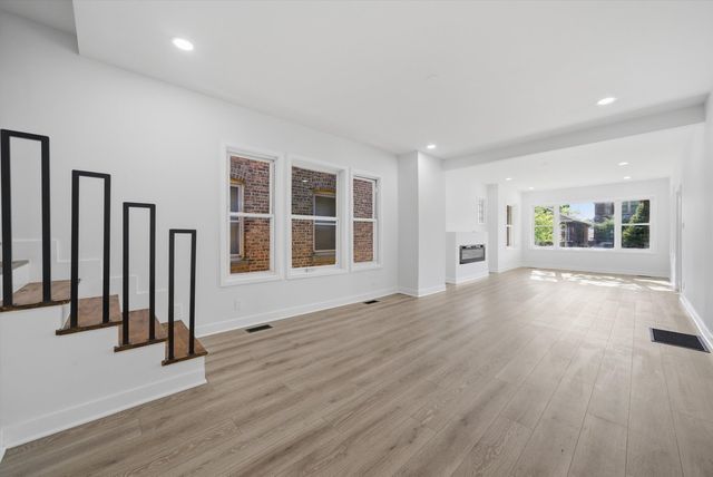 8219 S Throop Street, Chicago, IL 60620