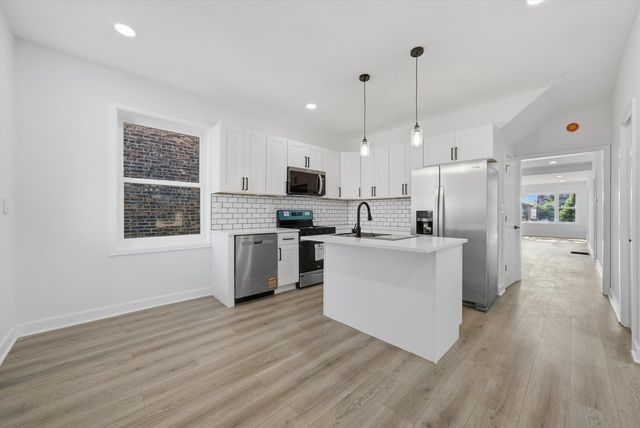 8219 S Throop Street, Chicago, IL 60620