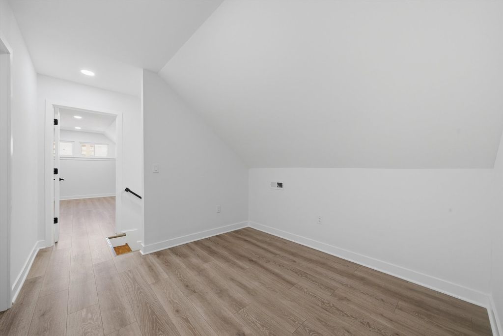 Image 14 of property listing at 8219 S Throop Street, Chicago, IL 60620