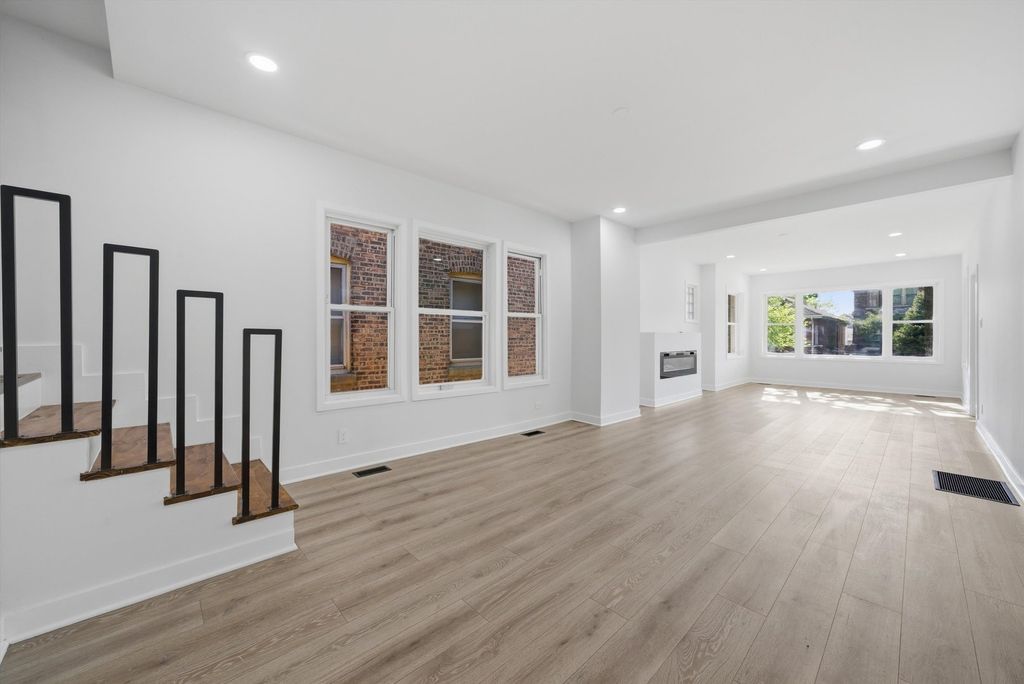 Image 5 of property listing at 8219 S Throop Street, Chicago, IL 60620