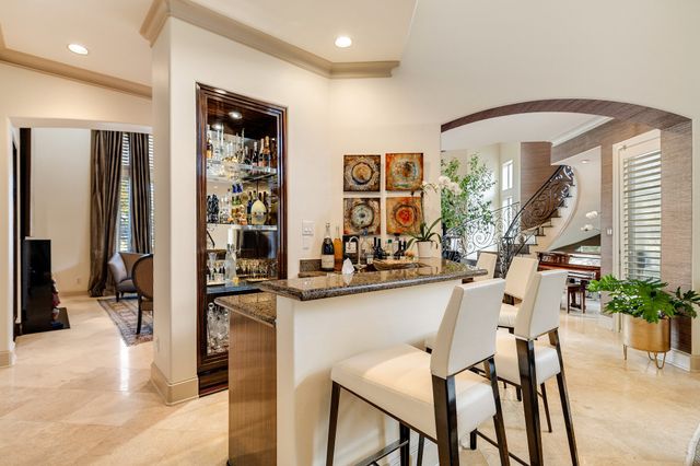 18729 Wainsborough Lane, Dallas, TX 75287