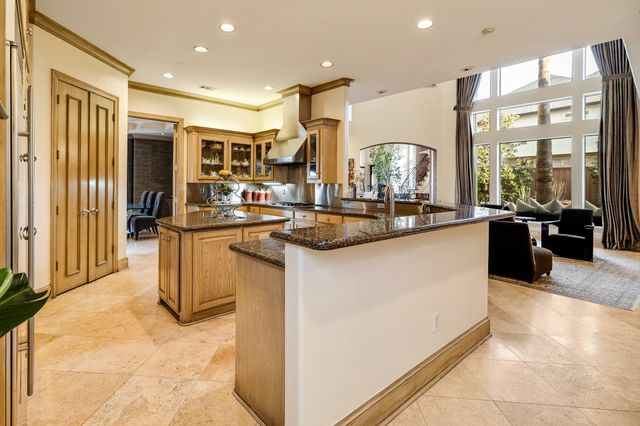 18729 Wainsborough Lane, Dallas, TX 75287