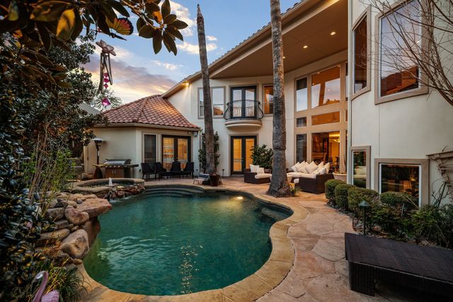 18729 Wainsborough Lane, Dallas, TX 75287