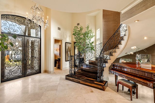 18729 Wainsborough Lane, Dallas, TX 75287