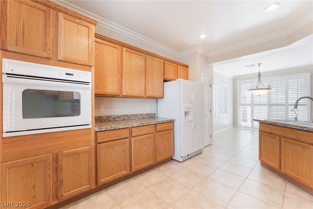 10481 Riverside Park Avenue, Las Vegas, NV 89135