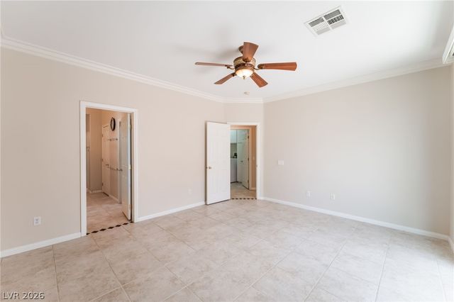 10481 Riverside Park Avenue, Las Vegas, NV 89135