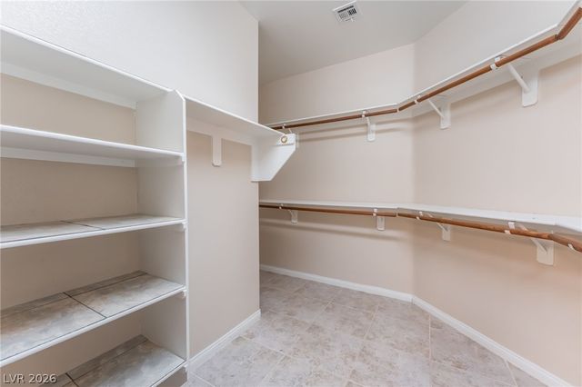 10481 Riverside Park Avenue, Las Vegas, NV 89135