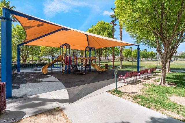 10481 Riverside Park Avenue, Las Vegas, NV 89135