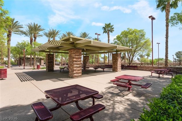 10481 Riverside Park Avenue, Las Vegas, NV 89135