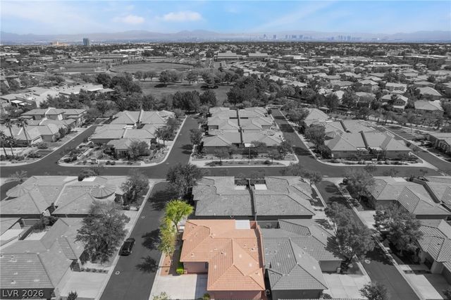 10481 Riverside Park Avenue, Las Vegas, NV 89135