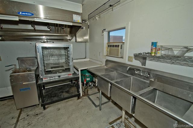 77 E 10th Street, Moffat, CO 81143