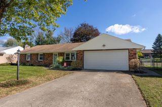 1075 Crestview Drive 1075 Crestview Drive, Troy, OH 45373