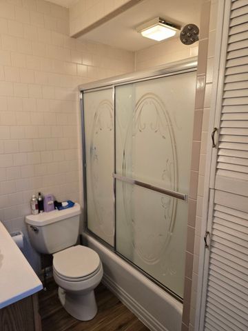 31 Milk St, Methuen, MA 01844