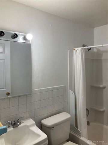 911 N Gettysburg Avenue, Dayton, OH 45417