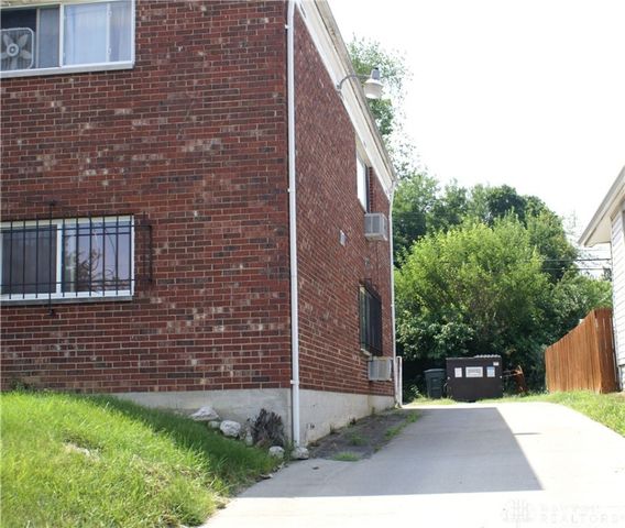 911 N Gettysburg Avenue, Dayton, OH 45417