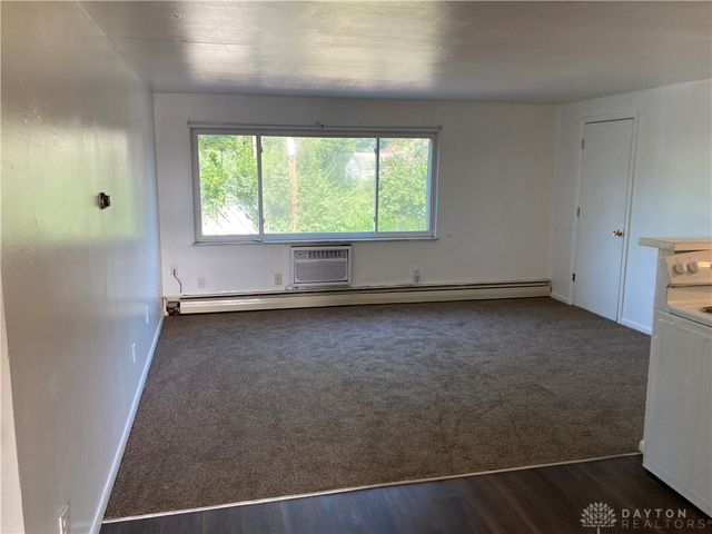 911 N Gettysburg Avenue, Dayton, OH 45417