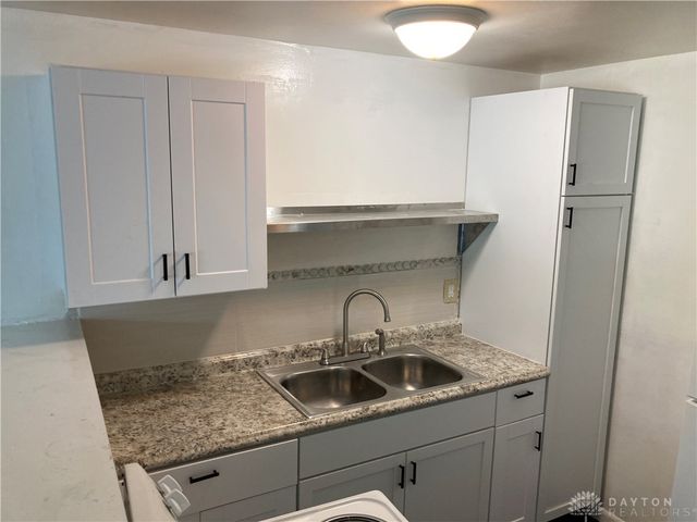 911 N Gettysburg Avenue, Dayton, OH 45417