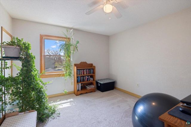 2006 Butler Ave, Superior, WI 54880