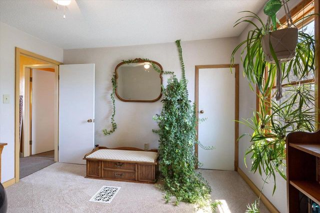 2006 Butler Ave, Superior, WI 54880